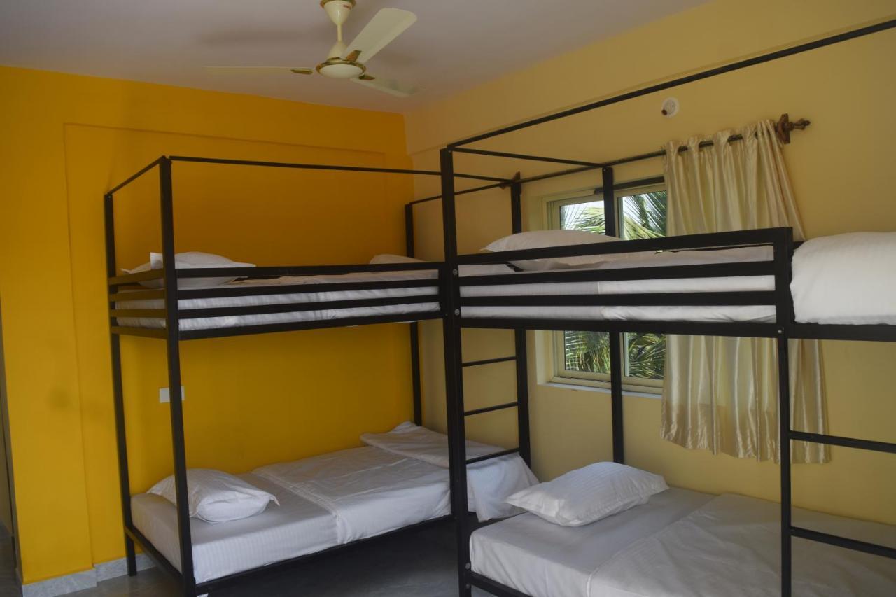 Spirithouse Hostel Арамбол Екстер'єр фото